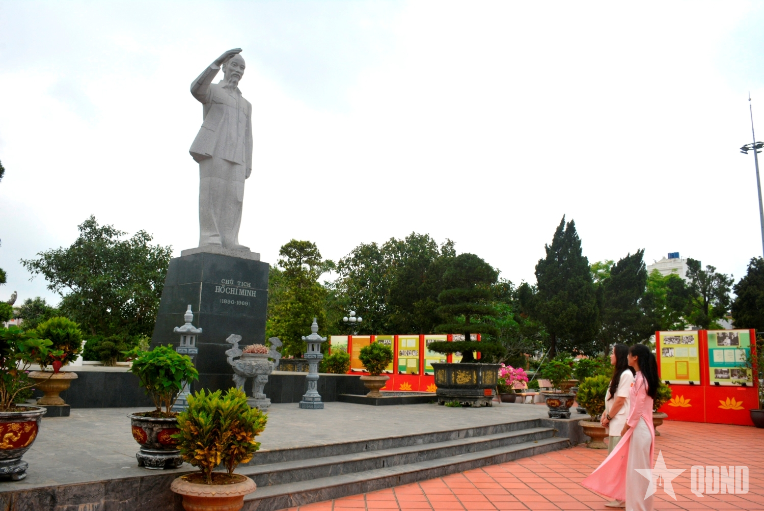 Tình cảm quân dân đảo Cô Tô với Bác Hồ